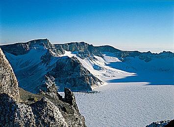 《死亡循环》前19分钟实机演示 循环序幕由此拉开